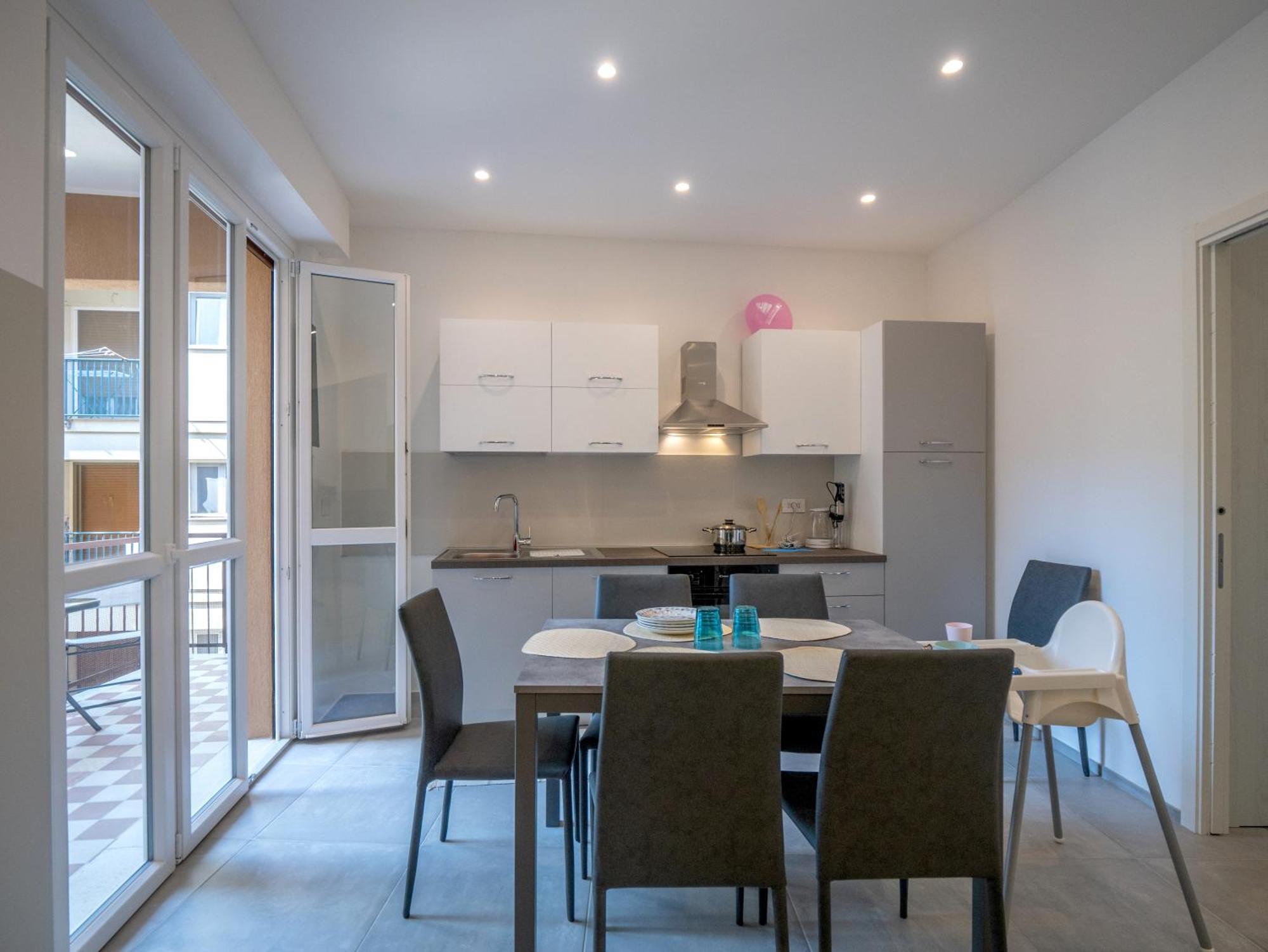 פייטרה ליגורה Babyaccomodation Family Bright מראה חיצוני תמונה